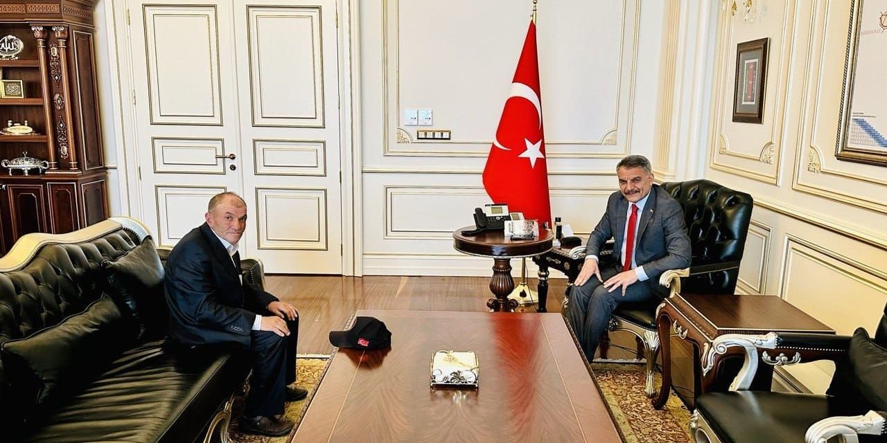 Yozgat Valisi Mehmet Ali Özkan makamında ağırladı