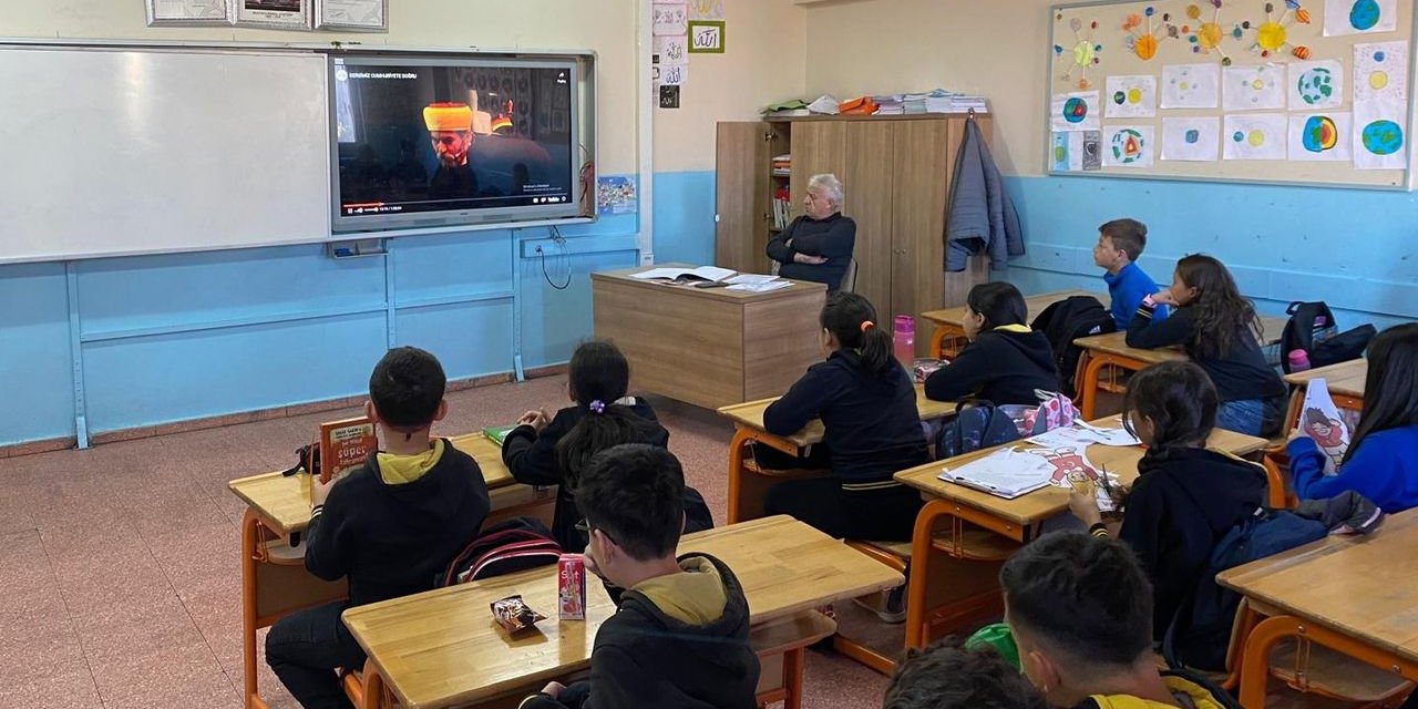 Yozgat'ta tarihe yolculuk! Cumhuriyet destanıyla ilk ders başladı