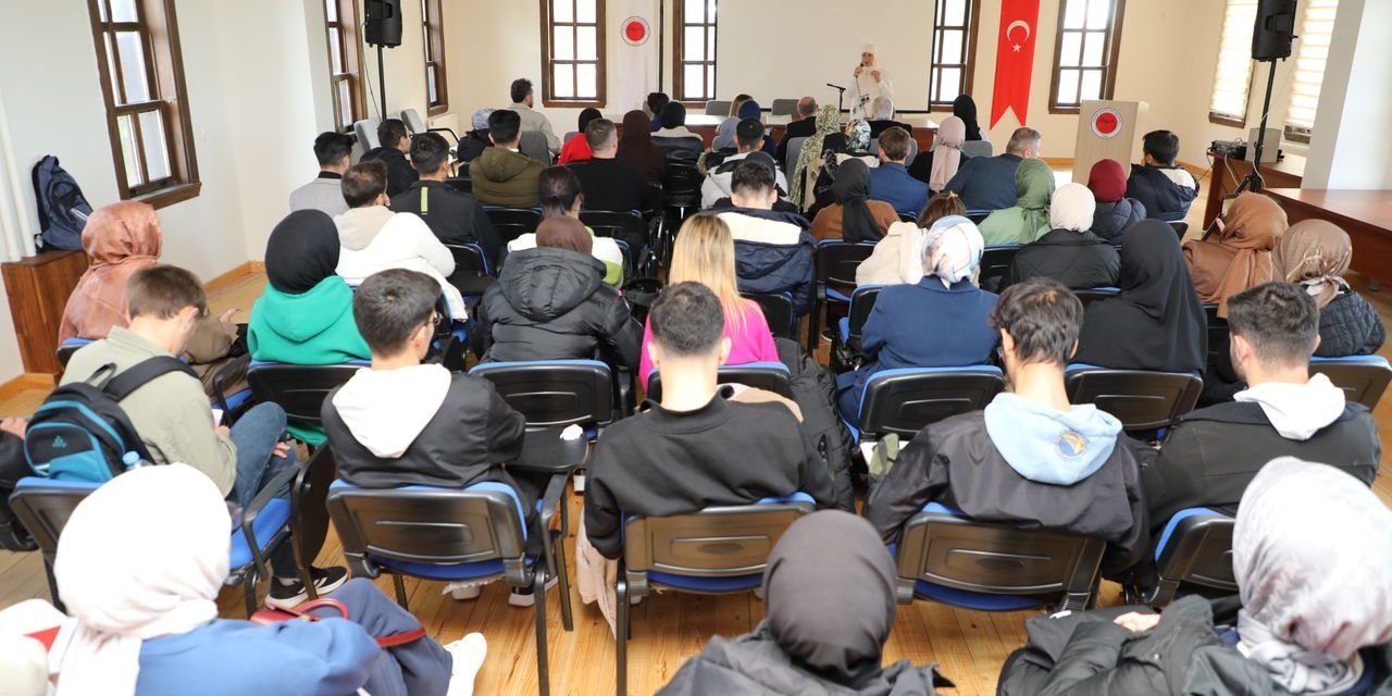 Yozgat Bozok Üniversitesi mezunlarından anlamlı buluşma