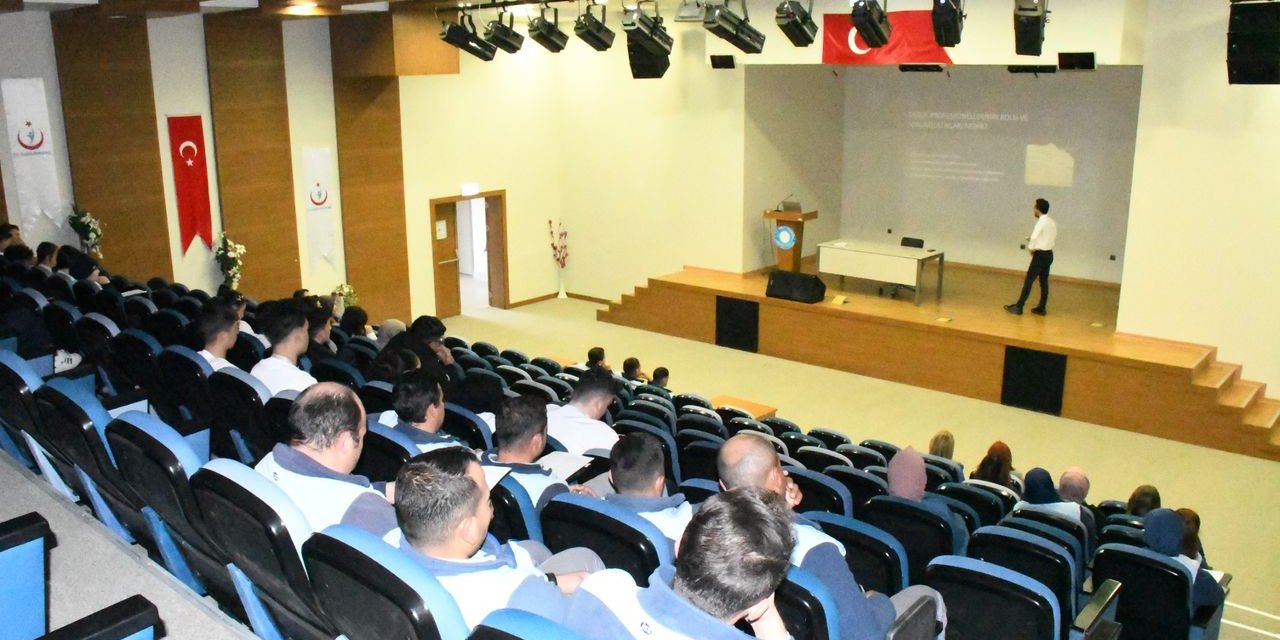 Yozgat Şehir Hastanesi'den 'Antibiyotik' uyarısı!