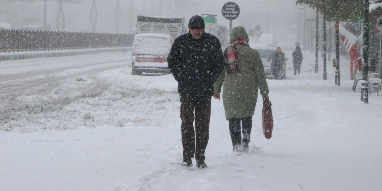 Yozgat'ta hafta sonu kar gelecek! Sıcaklık sıfırın altına düşecek