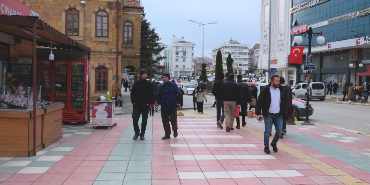 Yozgat’ta asgari ücret tartışmaları büyüyor! Vatandaşlar açıklanan rakamdan memnun değil