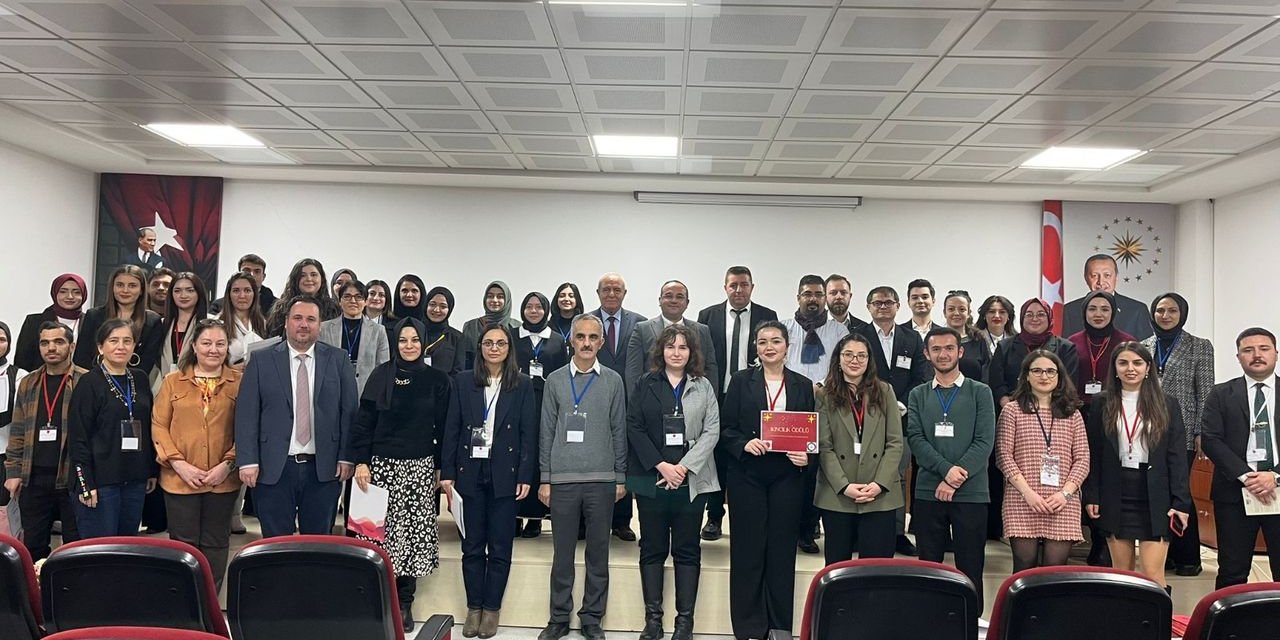 Yozgat Bozok Üniversitesi’nde başarıyla tamamlandı! Araştırma projeleri eğitim alanında yeni ufuklar açacak