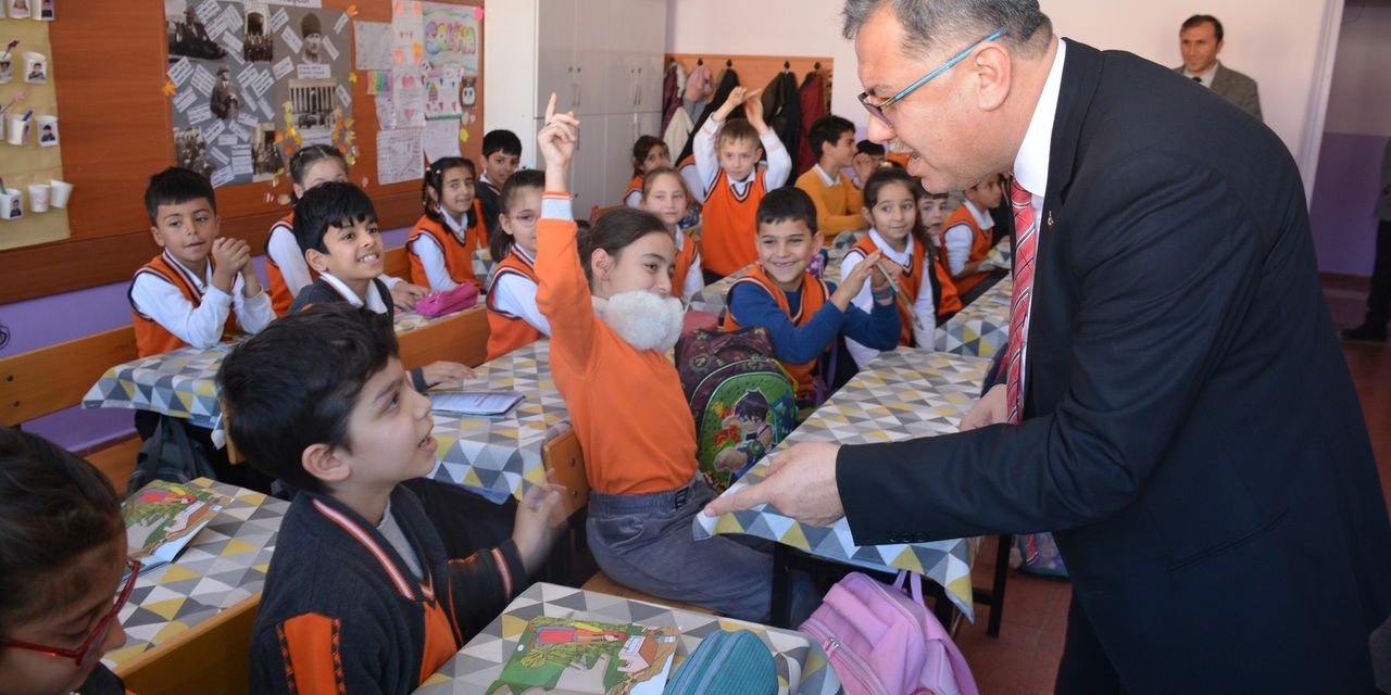 Yozgat İl Millî Eğitim Müdürü İsmail Altınkaynak'tan Akdağmadeni'ne çıkarma