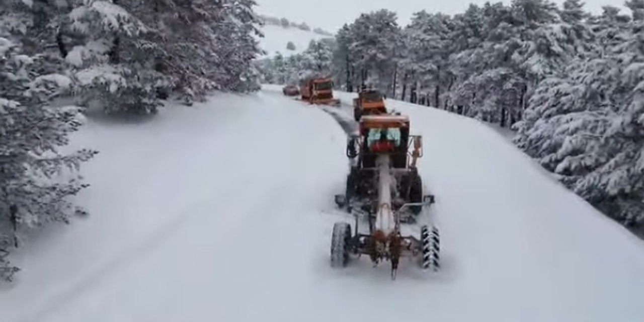 Yozgat'ta ekipler  2 bin 77 metre rakımlı bölgede alarm seviyesini yükseltti!