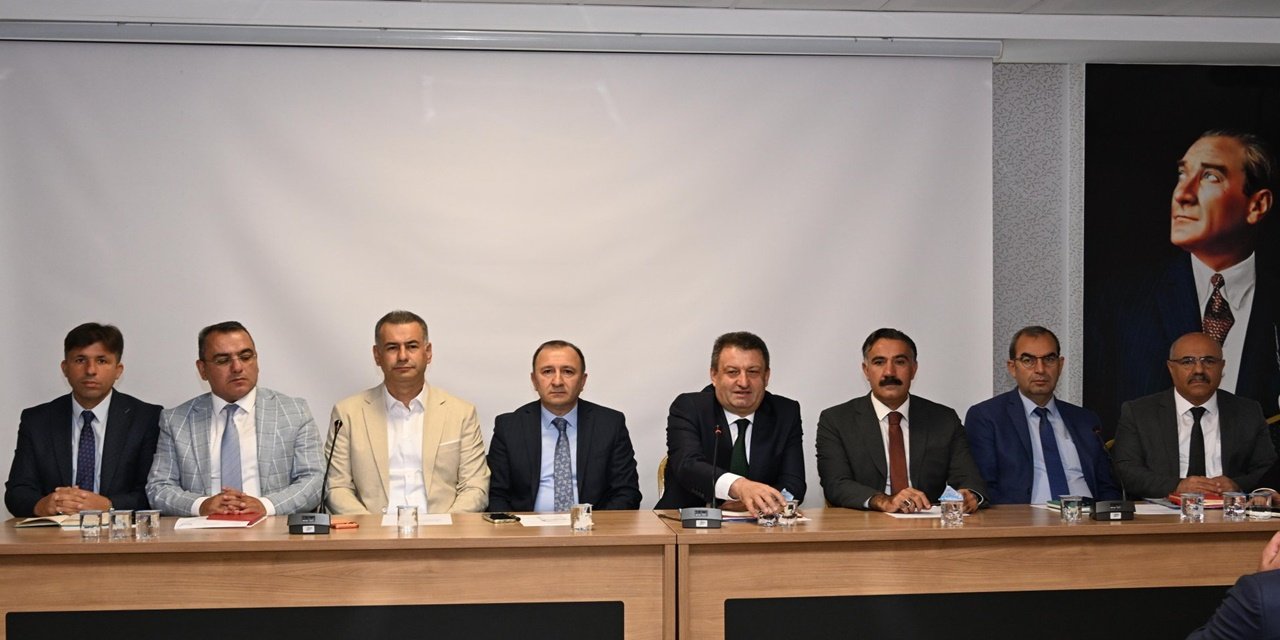 Yozgat'ta Yeni Eğitim Dönemi Hazırlıkları: Okul Müdürleri Yıl Başı Toplantısında Buluştu