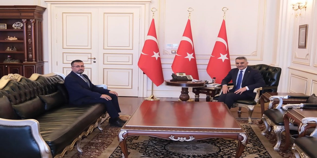 Gülşehri’nin Projeleri Masada: Belediye Başkanı Şakir Yıldırım Vali Özkan’ı Ziyaret Etti