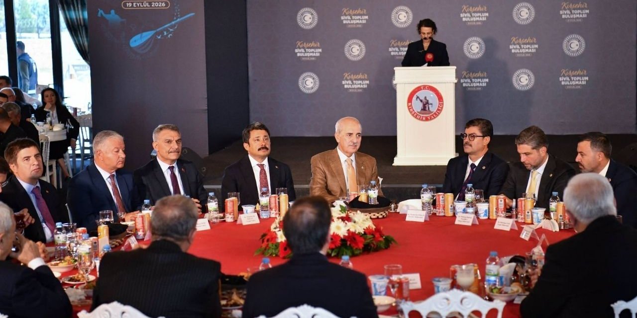 Komşu Şehirler Ahilikte Buluştu: Vali Özkan ve Milletvekilleri Kırşehir Törenindeydi