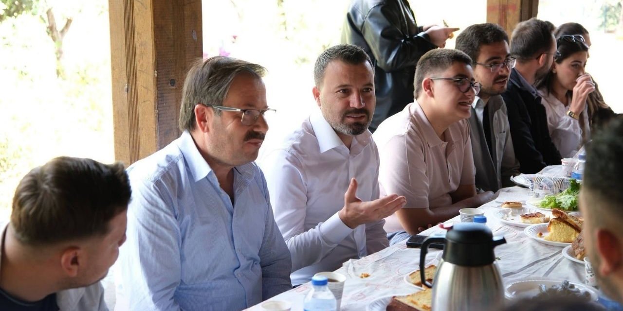 Milletvekili Süleyman Şahan Gençlerle Çamlık Milli Parkı'nda Buluştu