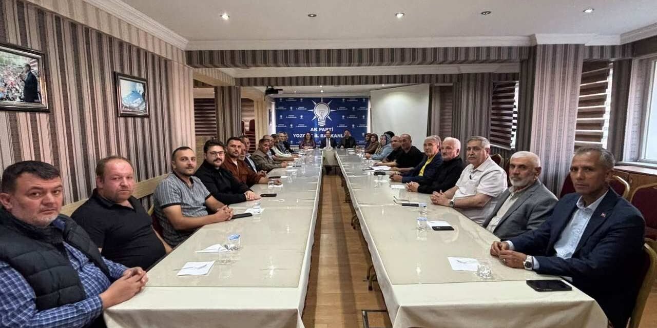 AK Parti Yozgat İl Yönetimi Av. Hasan Kandemir Başkanlığında Toplandı