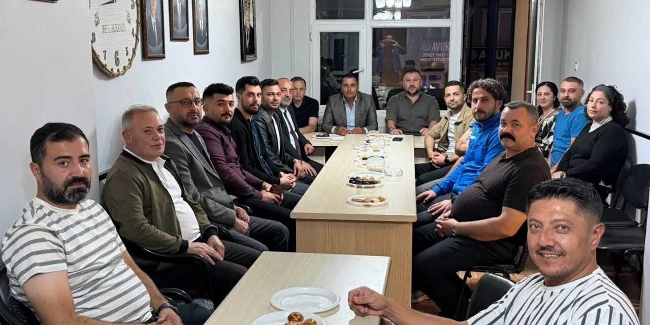 MHP Yozgat Merkez İlçe Teşkilatında Görev Dağılımı: Yeni Dönemin Yol Haritası Çizildi