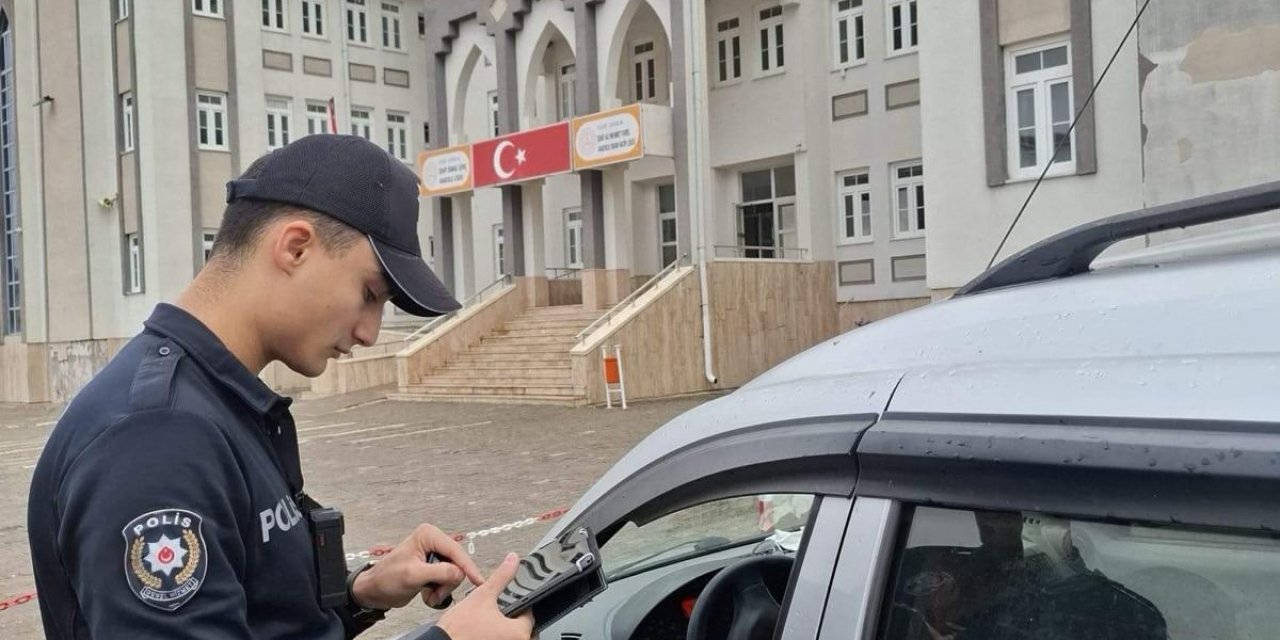Yozgat Genelinde Geniş Kapsamlı Uygulama: Trafik Ekipleri Öğrencilerin Emniyeti İçin Teyakkuzda