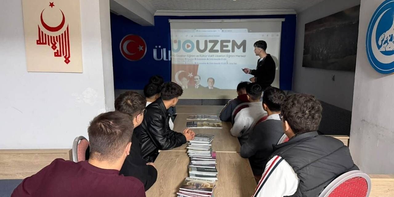 Yozgat’ta Öğrencilere Dijital Destek: ÜOUZEM Eğitim Platformu Tanıtıldı