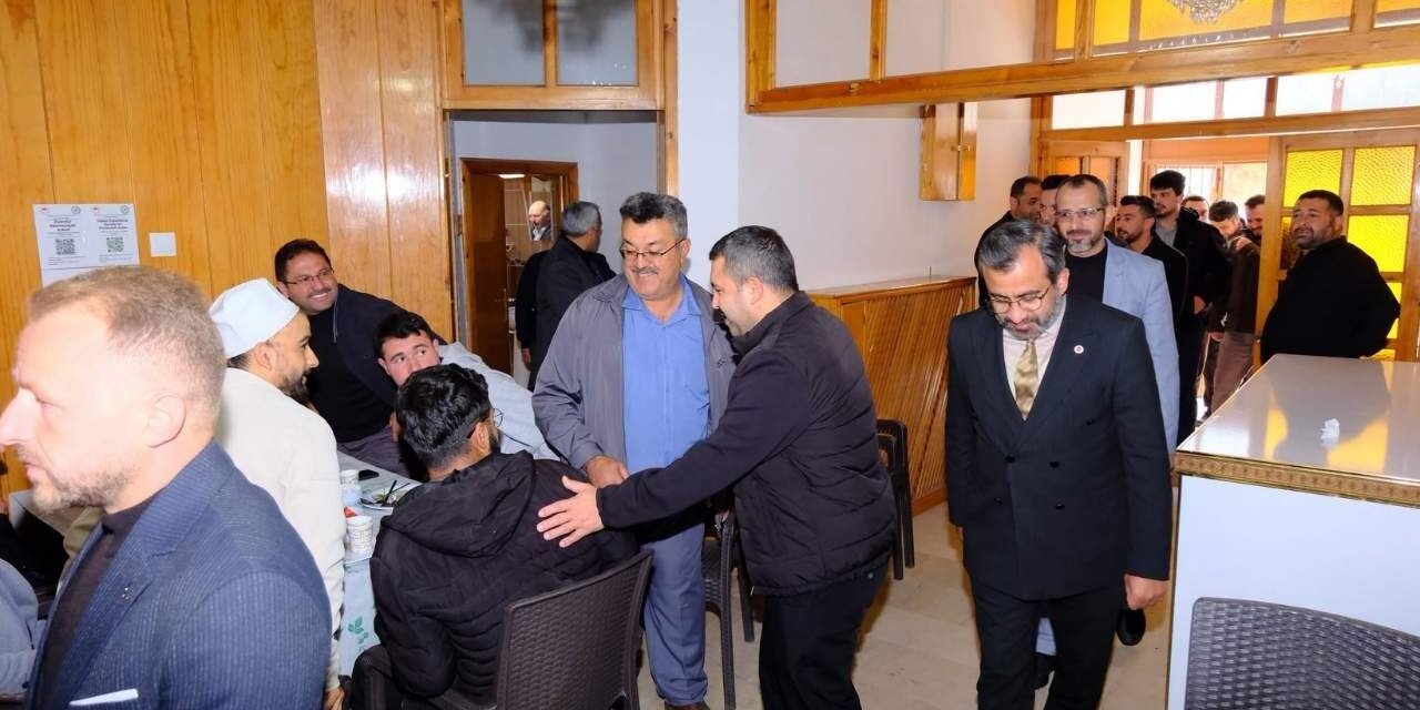 Belediye ve Müftülükten Ortak Program: Akdağmadeni'nde Camiler Haftası Kutlandı