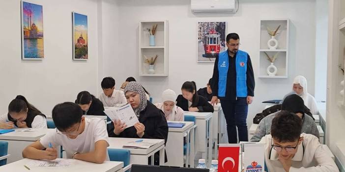 Türkiye Diyanet Vakfı binlerce öğrencinin eğitim hayaline destek oluyor