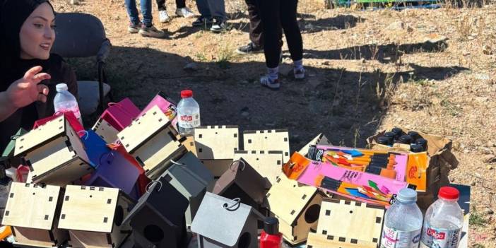 Bozok Üniversitesi Kampüsünde Anlamlı Etkinlik: 4 Ekim'de Kuş Evleri Rengârenk Oldu