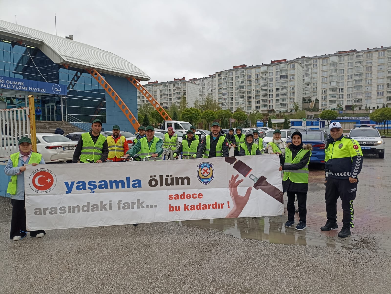 soguk-ve-yagmur-durdurmadi-8.jpg