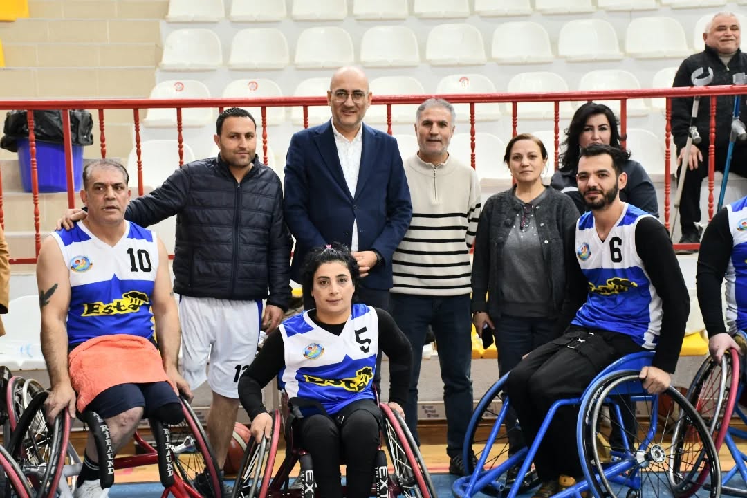 kaymakam-aydin-yalniz-birakmadi-1-2.jpg