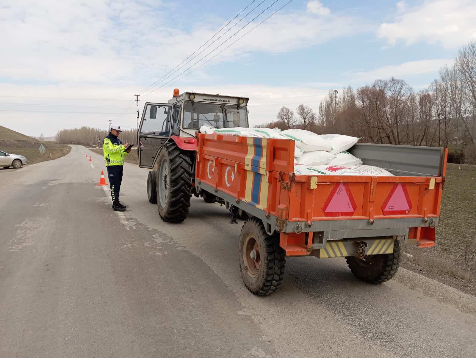 tarim-araclarina-trafik-denetimi2.jpg