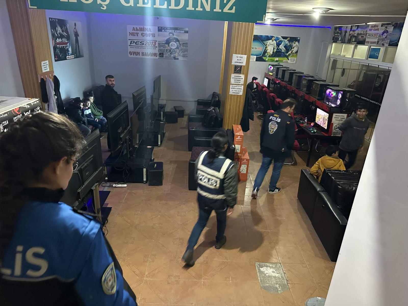 oyun-salonlari-denetlendi2.jpg