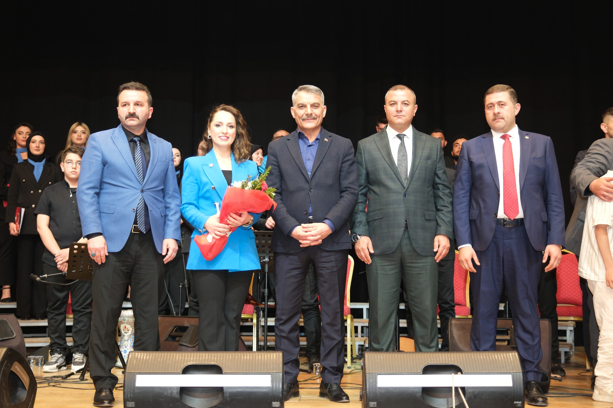 konser-yogun-ilgi-gordu7.jpg