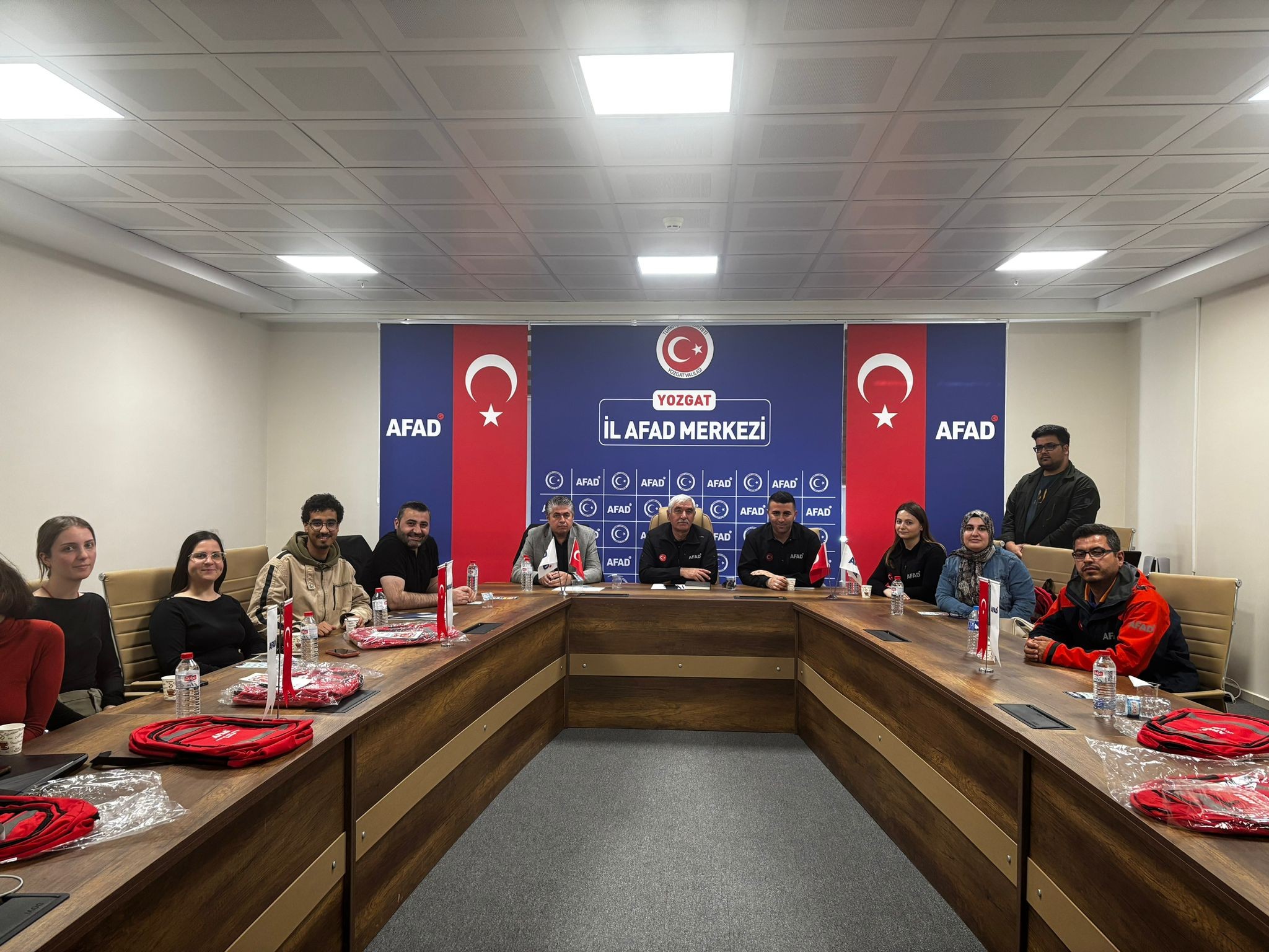 afet-bilinci-arttiriliyor-3-001.jpg