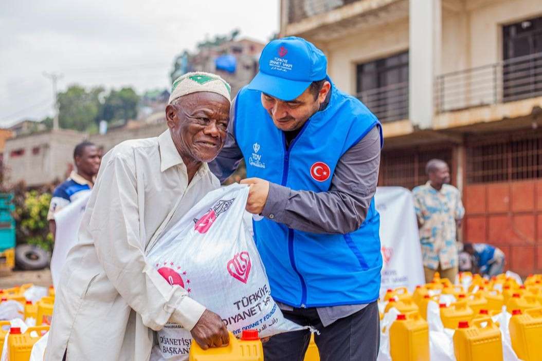 tdv-ramazan-ayinda-6-milyon-222-bin-561-kisiye-yardim-ulastirdi-33.jpg